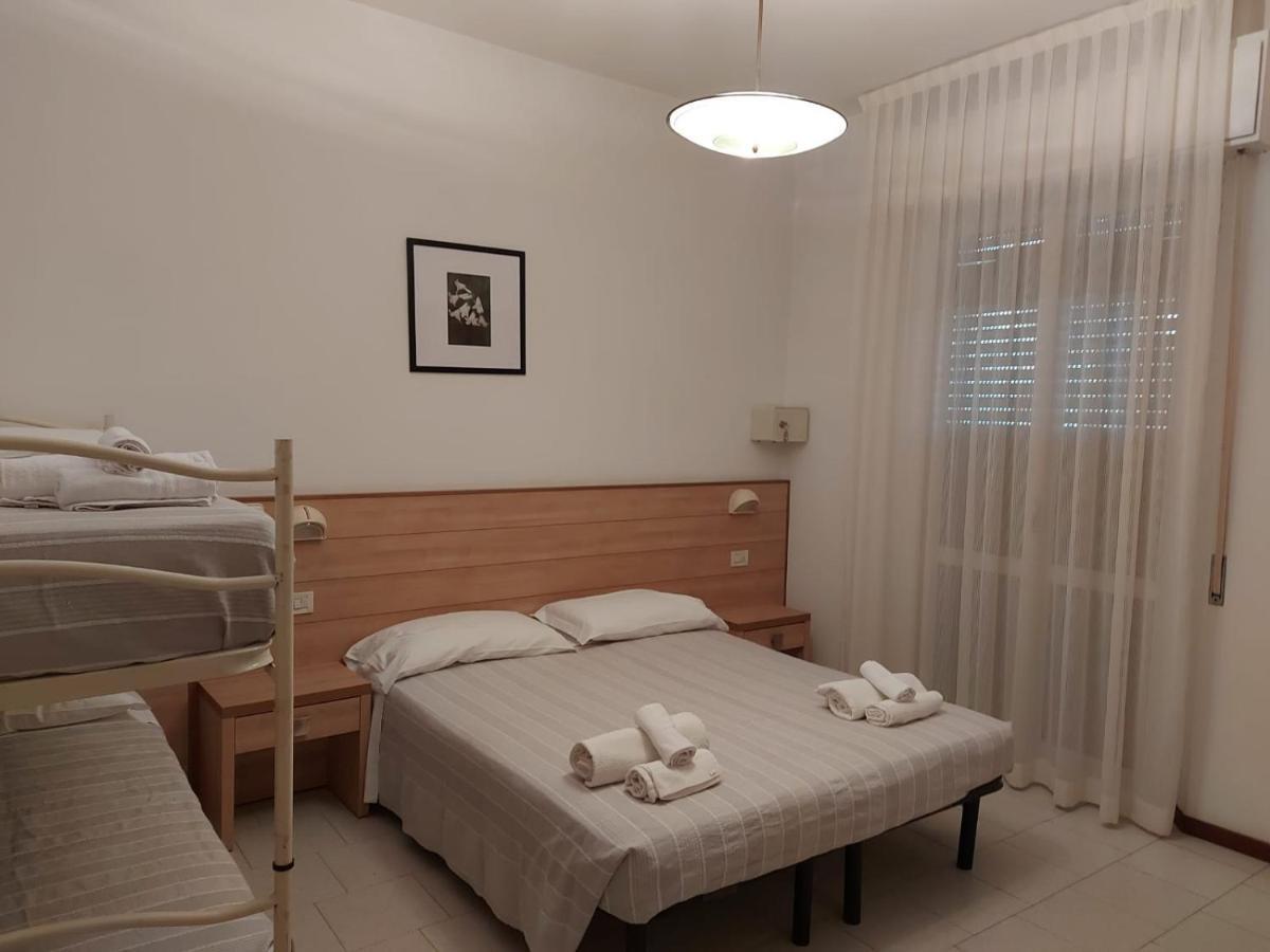 Hotel Brezza 리미니 외부 사진