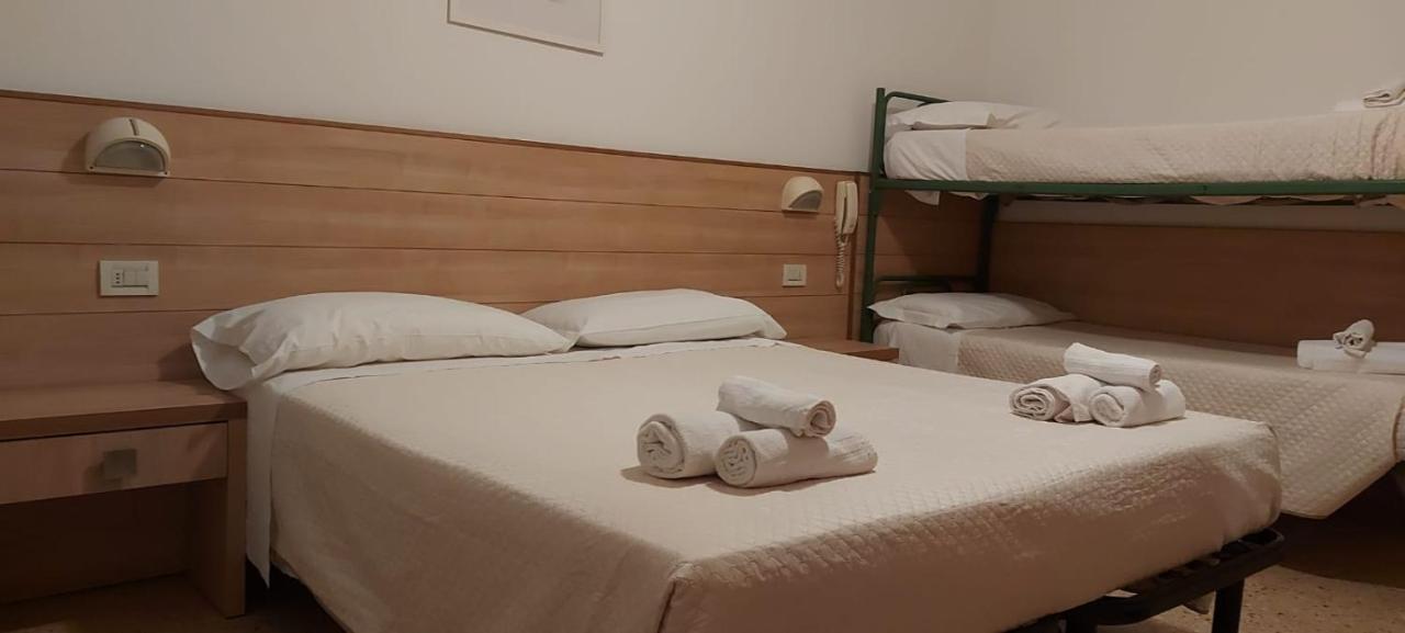 Hotel Brezza 리미니 외부 사진