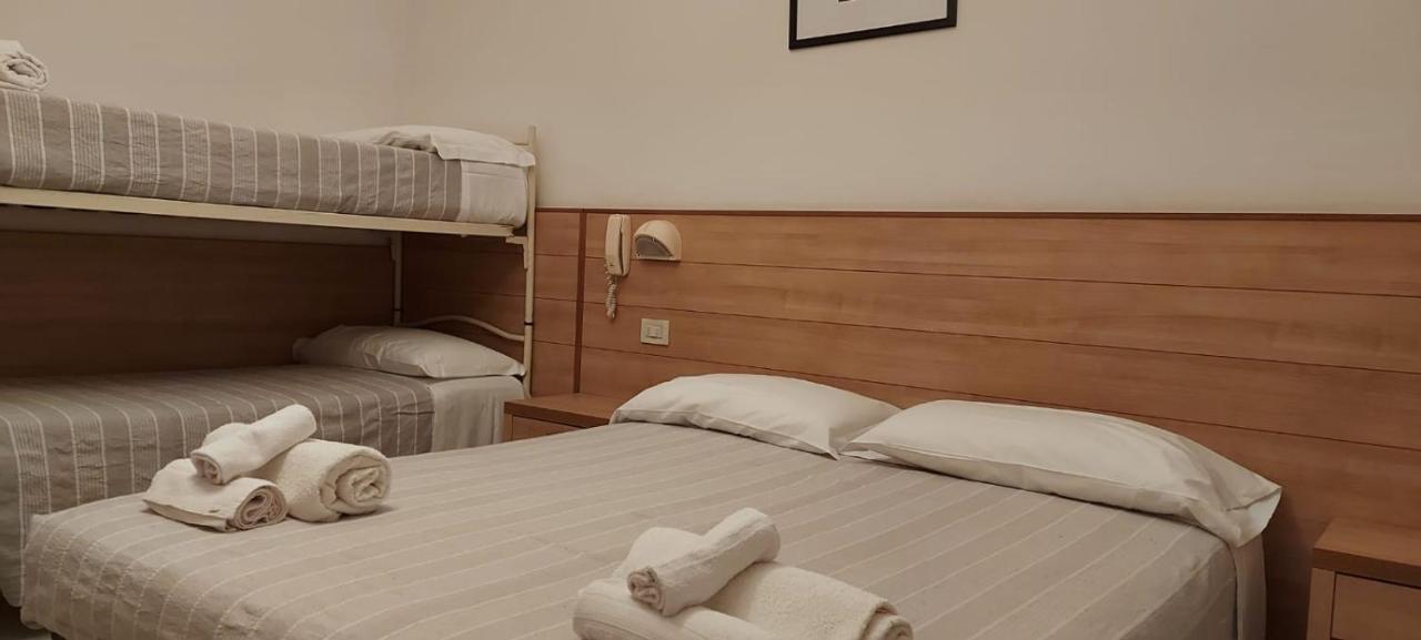 Hotel Brezza 리미니 외부 사진