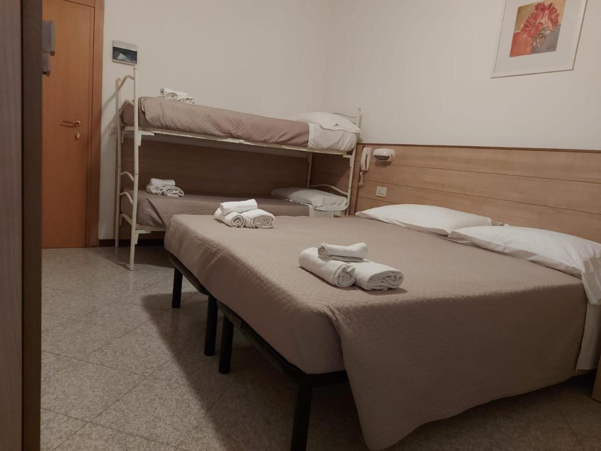 Hotel Brezza 리미니 외부 사진