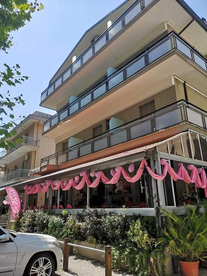 Hotel Brezza 리미니 외부 사진